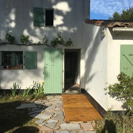 Maison Familiale 100m De La Aux Portes En Ré Casa vacanze *